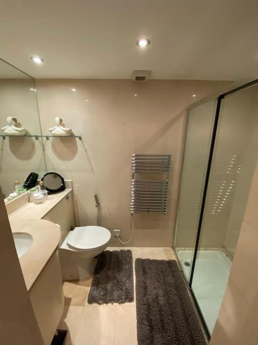 Spacious Flat In The Most Desirable Area Of Londres Extérieur photo