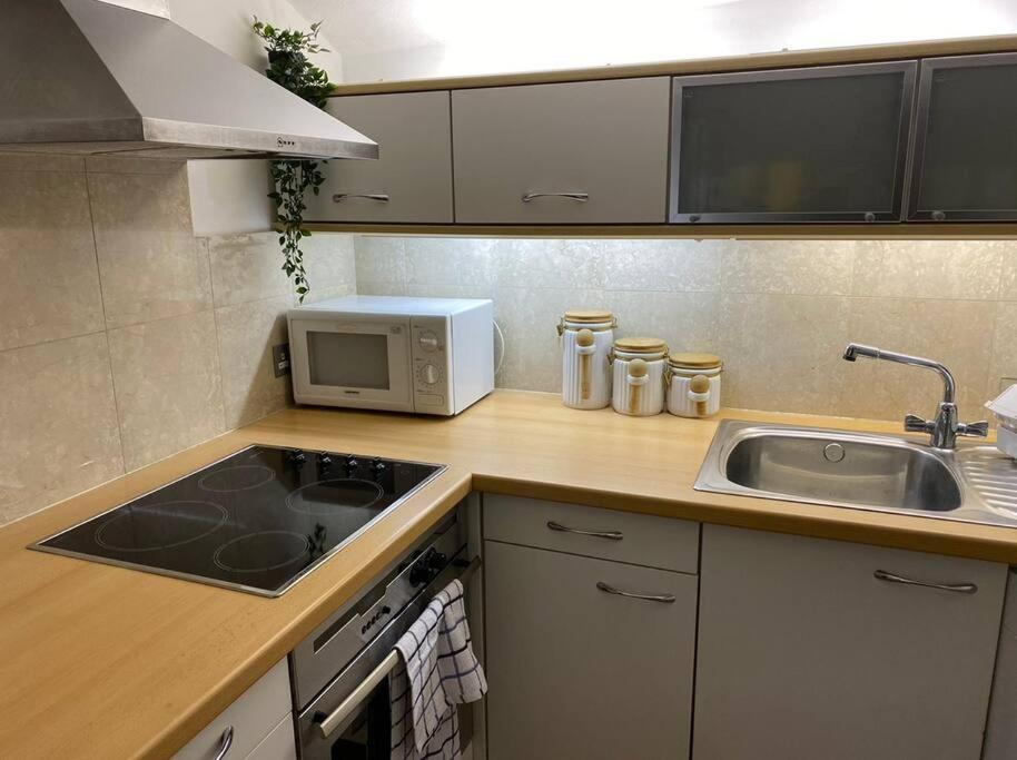 Spacious Flat In The Most Desirable Area Of Londres Extérieur photo