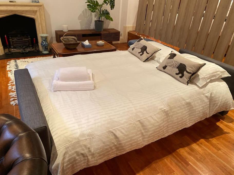 Spacious Flat In The Most Desirable Area Of Londres Extérieur photo