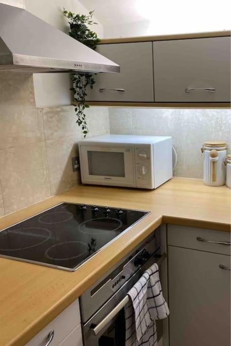 Spacious Flat In The Most Desirable Area Of Londres Extérieur photo