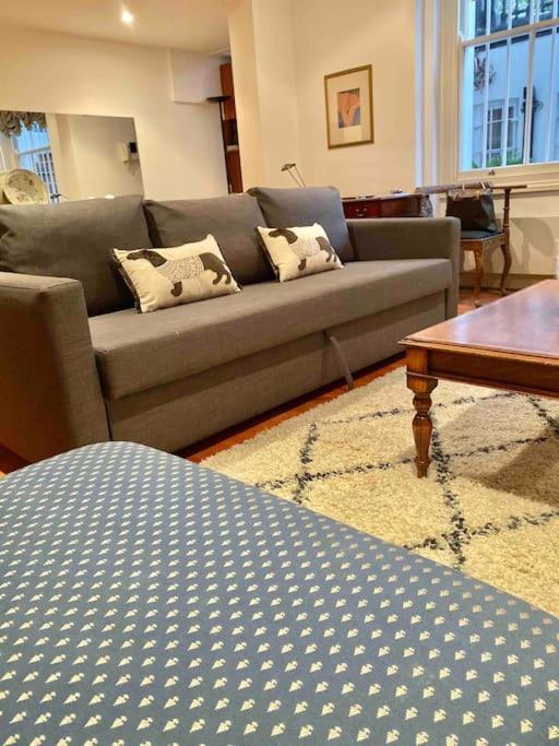Spacious Flat In The Most Desirable Area Of Londres Extérieur photo